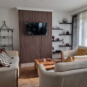  Holiday home 2 Bed Semi-detached House